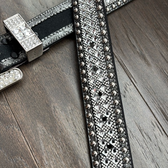 Nocona Genuine Leather Western bling,rhinestone belt,studs,removable buckle - Picture 5 of 14